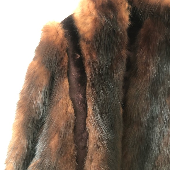 Vintage | Fur Coat - Picture 7 of 8